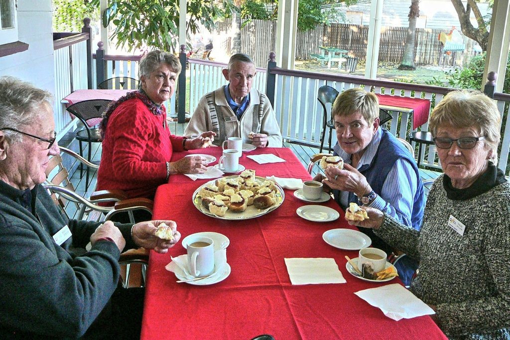 Merv and Di Hensler, Laurie Murkin, Yvonne Beale and Vicki Hyland enjoy a delicious Devonshire tea on the veranda at Annie's Place, Das Neumann Haus. Merv and Di Hensler, Laurie Murkin, Yvonne Beale and Vicki Hyland enjoy a delicious Devonshire tea on the veranda at Annie's Place, Das Neumann Haus.